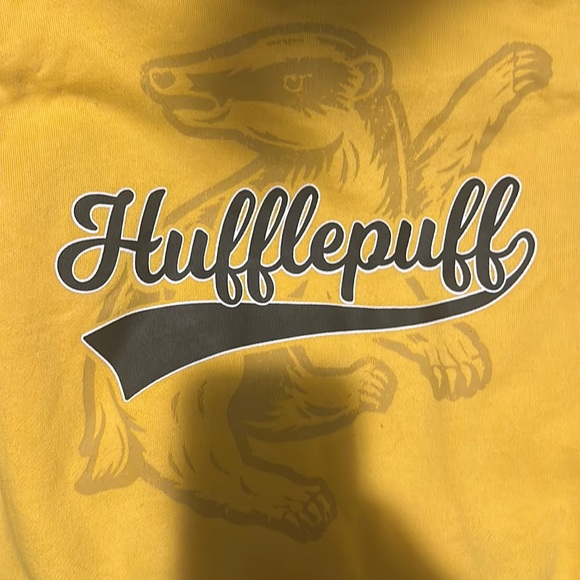 Hufflepuff varsity jacket XXL- official Harry Potter apparel - Picture 3 of 3